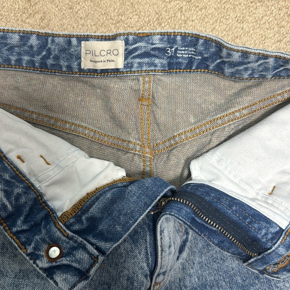 Pilcro Jean Shorts - Picture 3 of 5